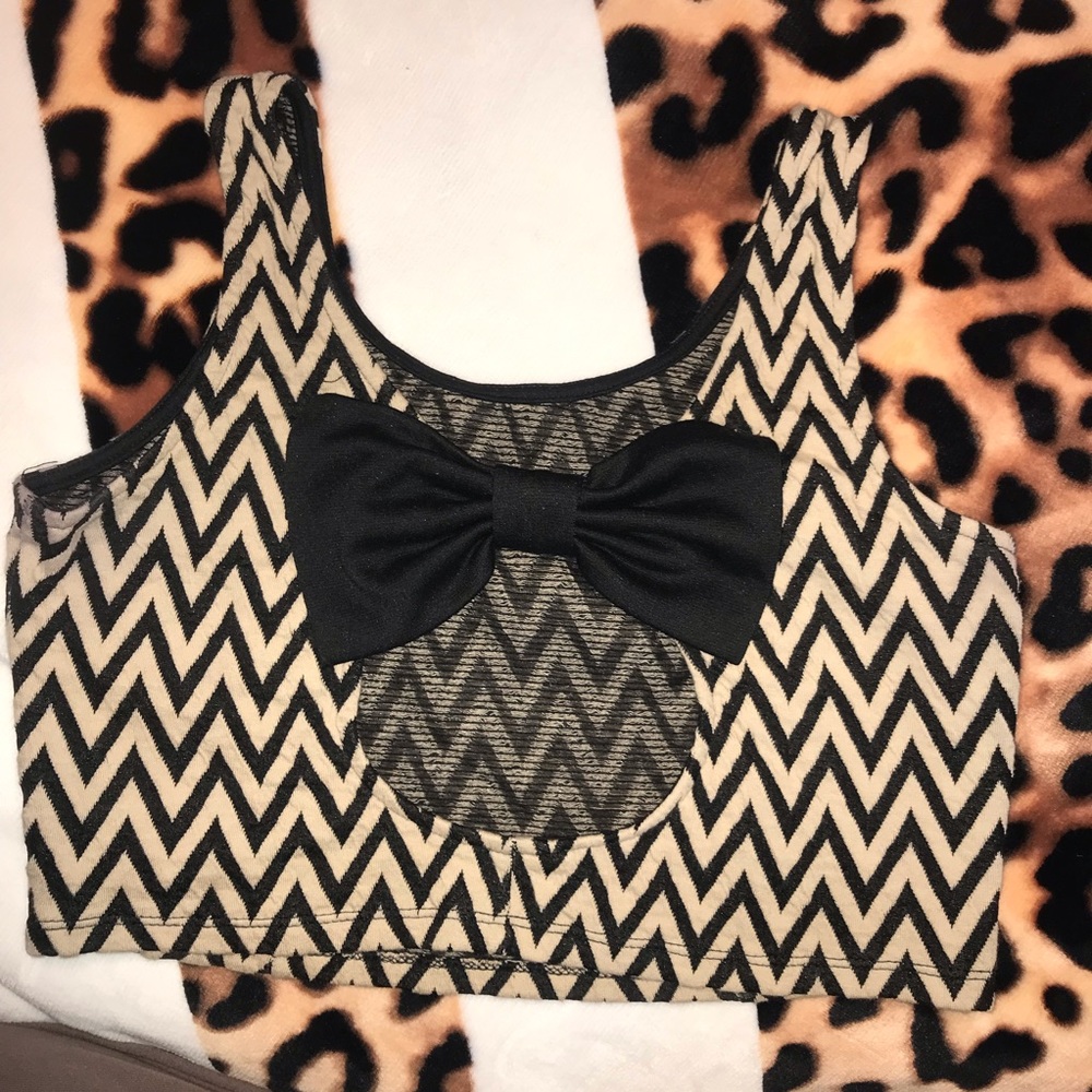 3 FOR $15 Line Up Open, Bow Back Crop Top, size Large